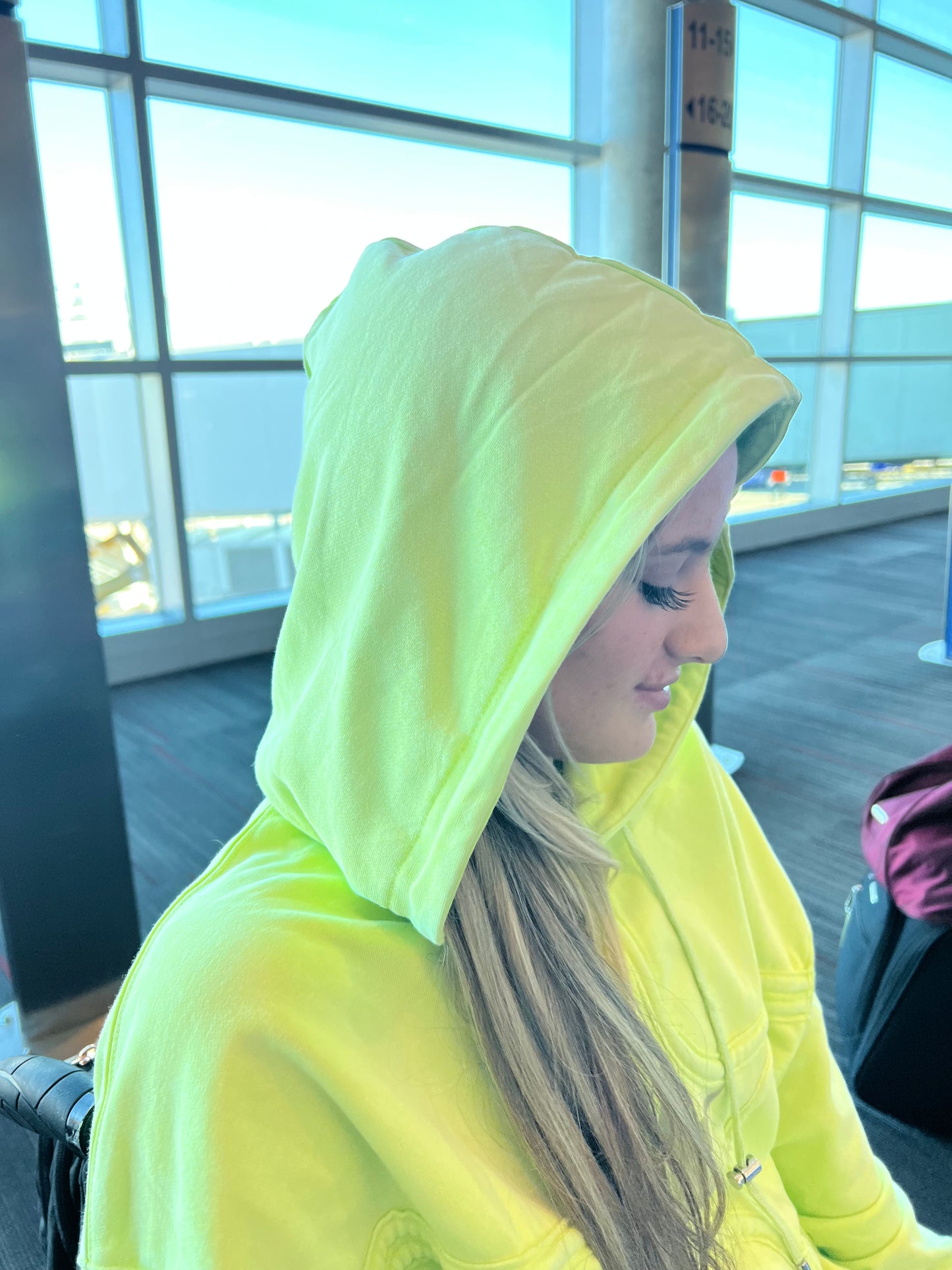 Green Glow Star Pullover Hoodie